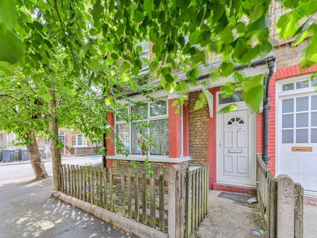 3 bed end terrace house for sale in Lordship Lane, Tottenham, London