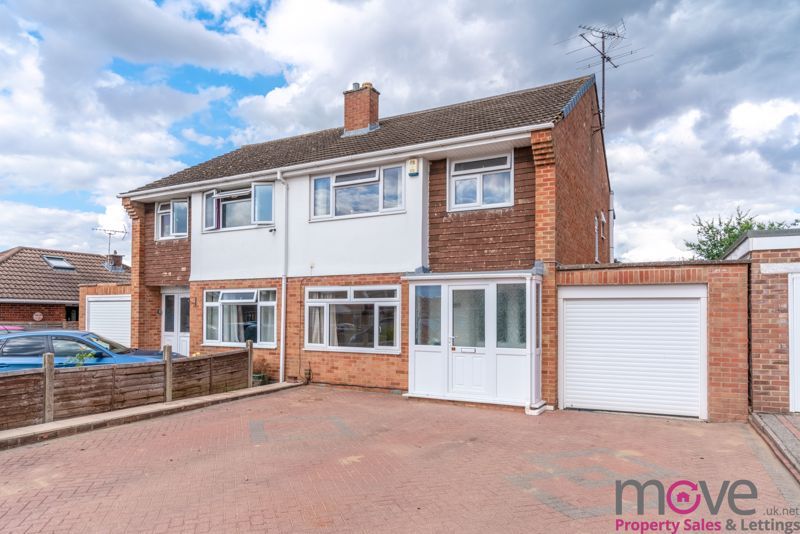 3 bed semidetached house for sale in Lincoln Avenue, Leckhampton, Cheltenham GL51 Zoopla