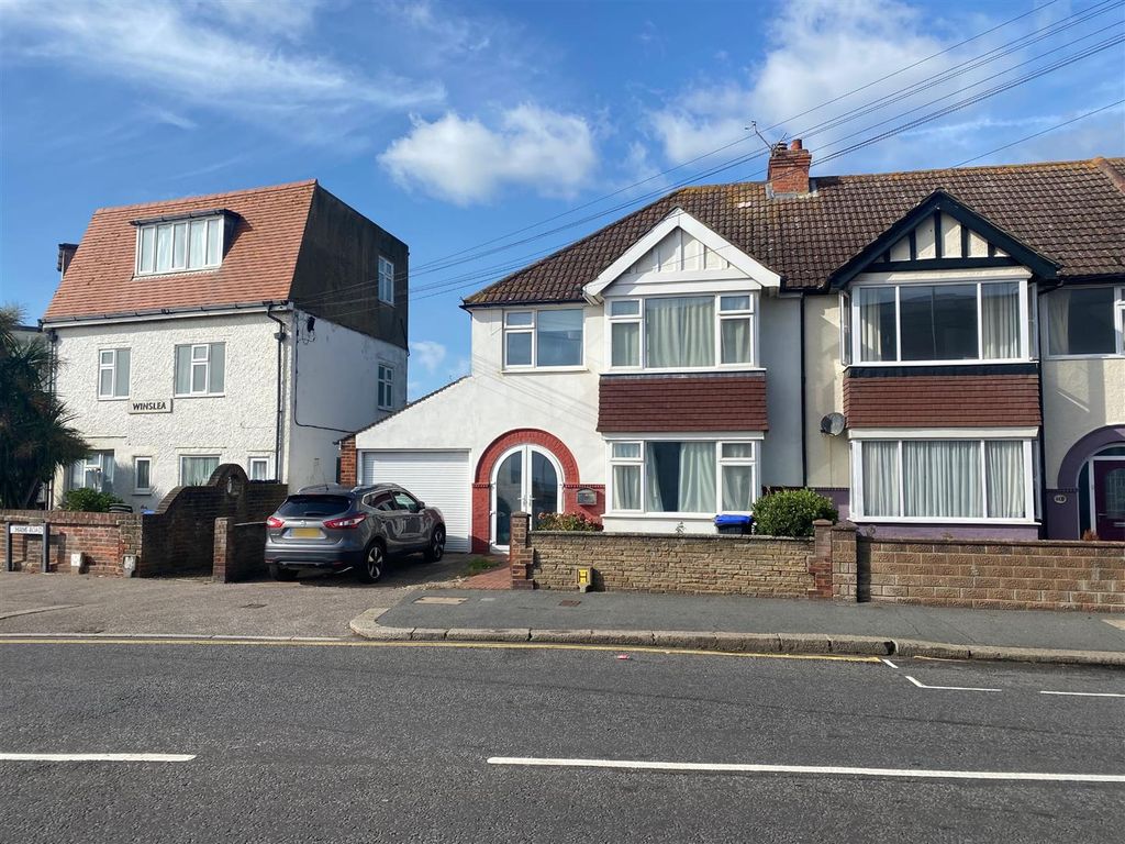 3 bed end terrace house for sale in Ham Road, Worthing BN11, £500,000