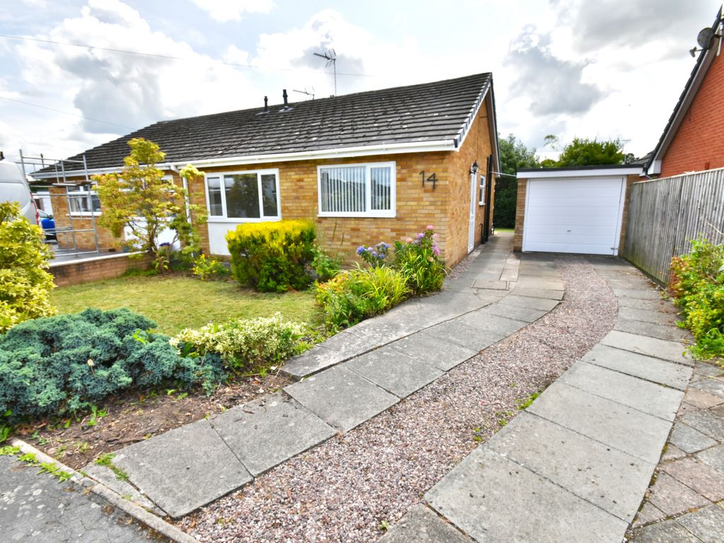 2 bed bungalow for sale in Friars Close, Borras LL12, £195,000 Zoopla