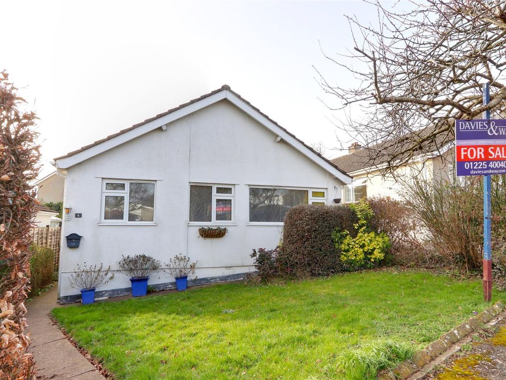 3 bed detached bungalow for sale in Bell Close, Farmborough, Bath BA2