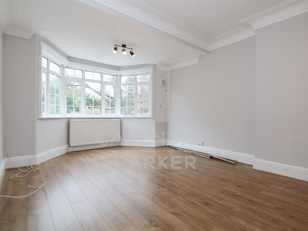 1 bed flat to rent in Burgess Hill, West Hampstead, London NW2, £1,733