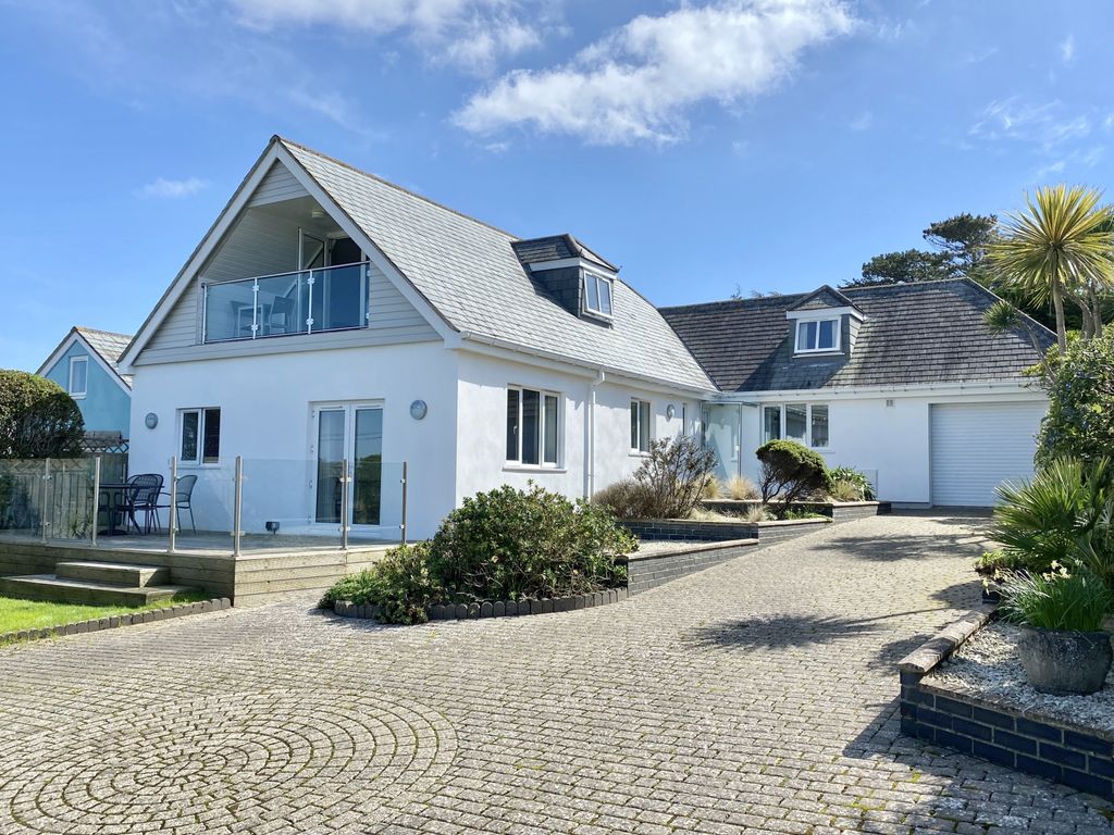 5 bed detached house for sale in Trevone Bay Lodge, Trevone PL28 Zoopla