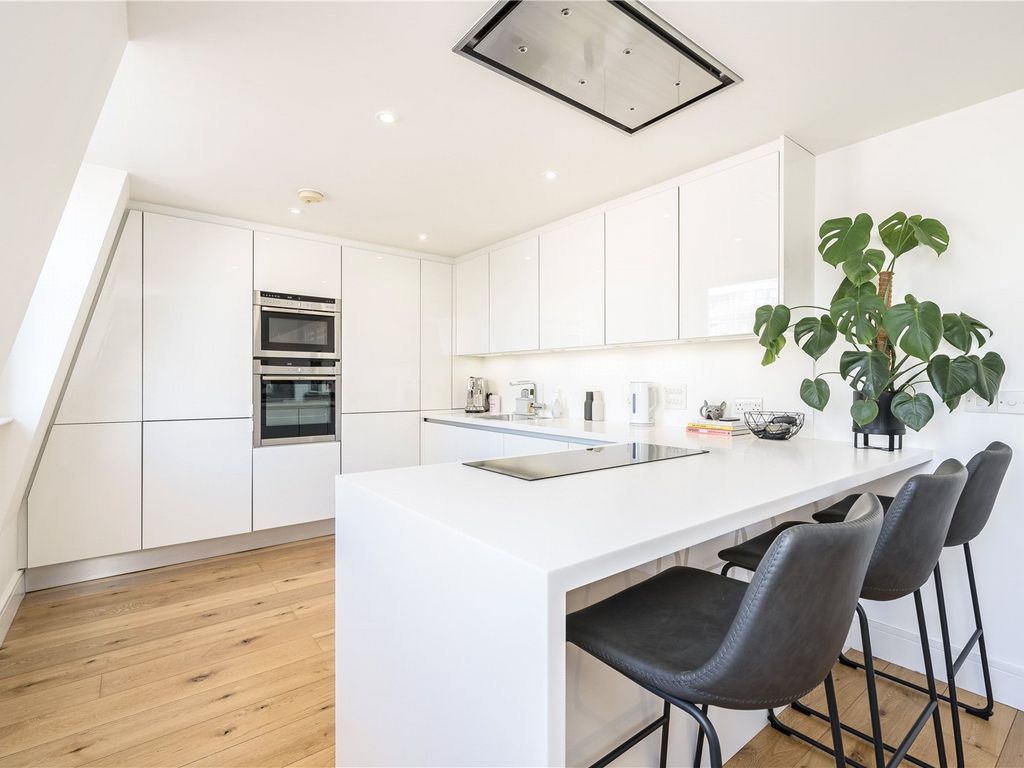 2 bed flat for sale in Ashburnham Place, Greenwich SE10, £475,000 Zoopla