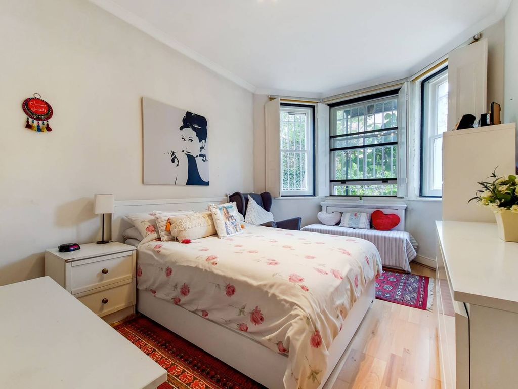 Redcliffe Gardens, Chelsea, London SW10