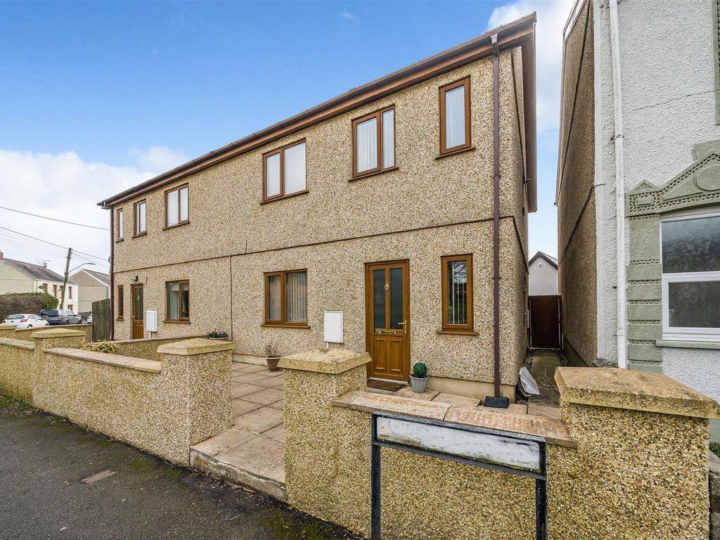 3 bed semidetached house for sale in Culfor Road, Loughor, Swansea SA4