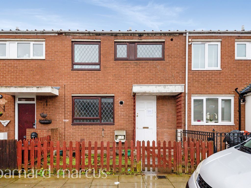 3 bed terraced house for sale in Kingham Close, London SW18, £515,000