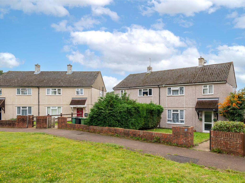 3 bed property for sale in Arden Close, Reigate RH2, £425,000 Zoopla