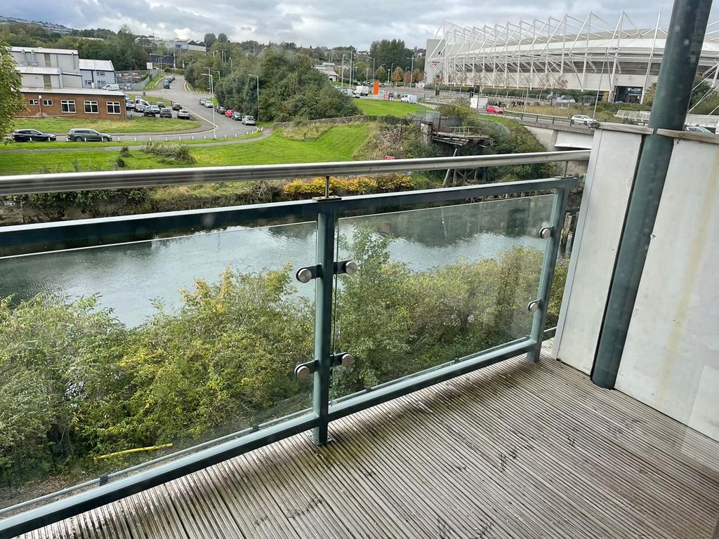 1 bed flat for sale in Phoebe Road, Copper Quarter, Swansea. SA1 Zoopla