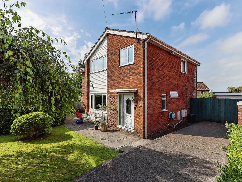 4 bed detached house for sale in ParcYCoed, Creigiau, Cardiff CF15, £