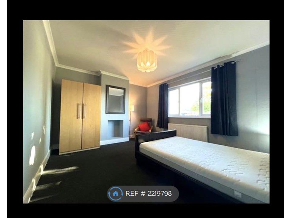 Room to rent in Tunnel Avenue, London SE10, £1,098 pcm Zoopla