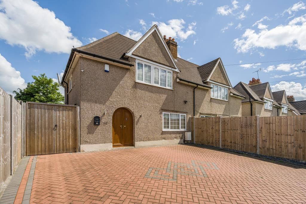 3 bed semidetached house for sale in Slough, Berkshire SL1 Zoopla