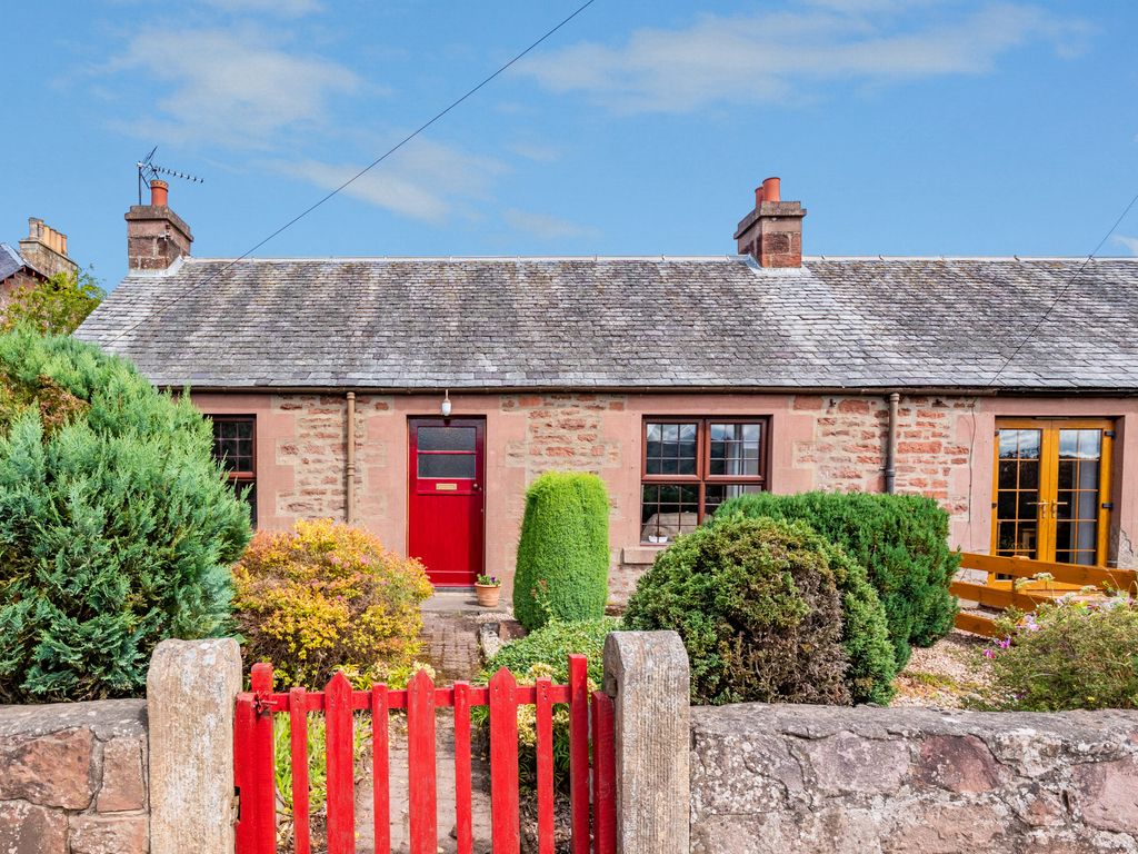 2 bed bungalow to rent in Road, Bridge Of Earn PH2, £995