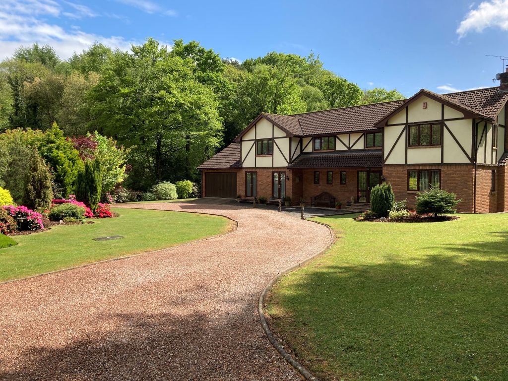 5 bed detached house for sale in Broad Oak Close, West Hill, Ottery St