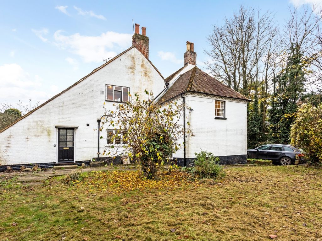 3 bed flat to rent in High Street, Eynsford, Dartford DA4, £1,495 pcm