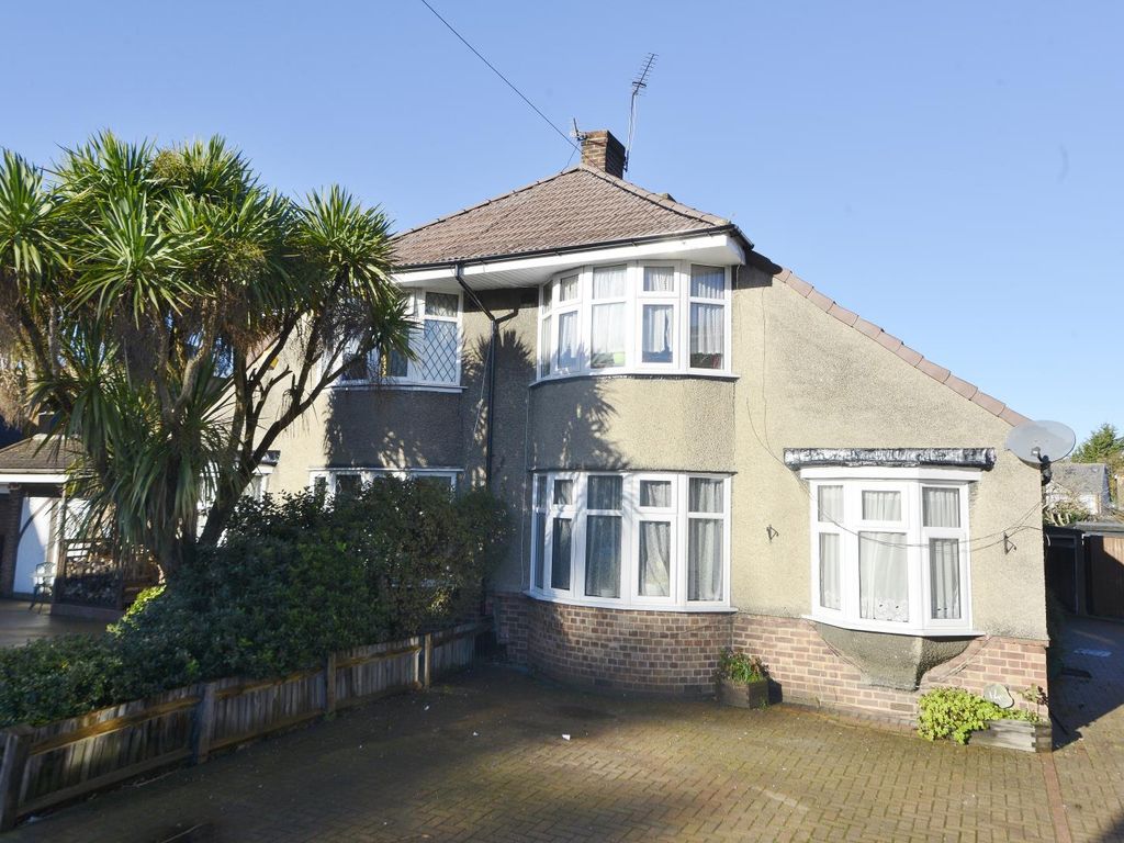 3 bed semidetached house for sale in Oaks Avenue, Feltham TW13 Zoopla