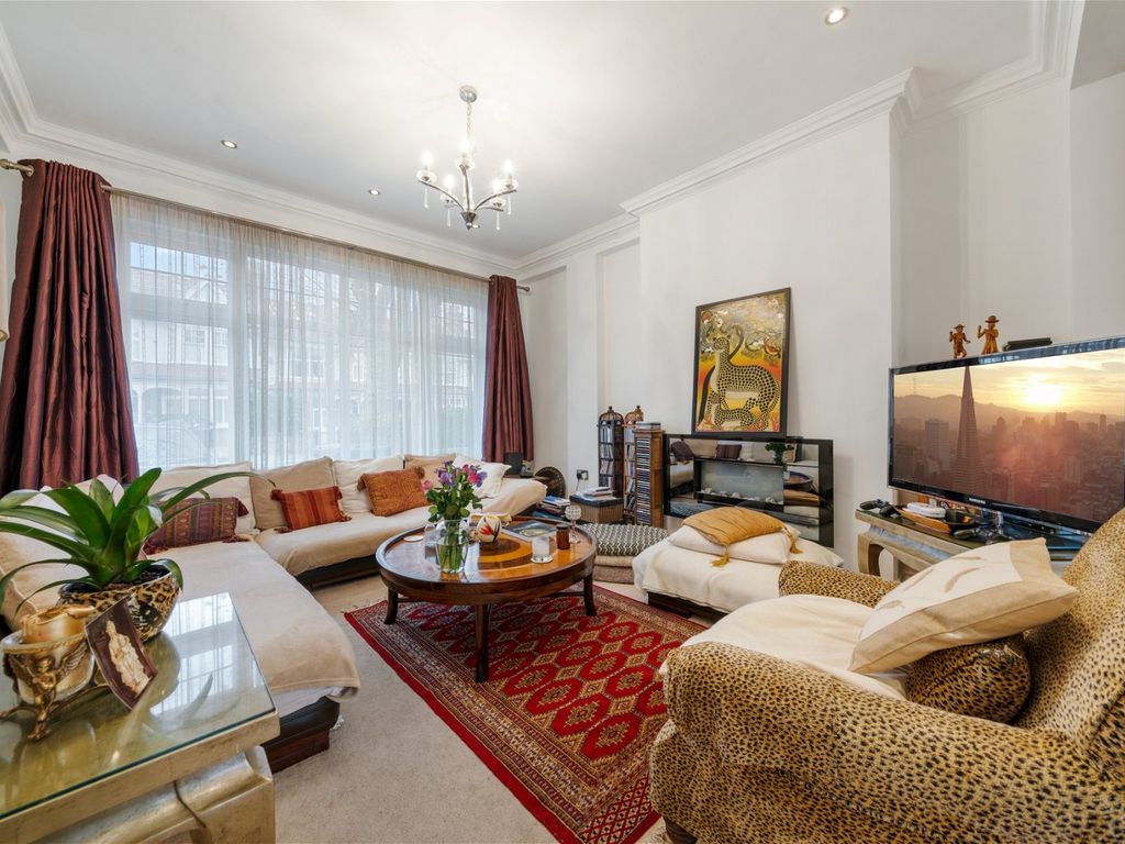 5 bed terraced house for sale in Woodberry Avenue, London N21 Zoopla