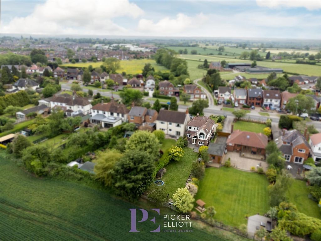 5 bed detached house for sale in Ashby Road, Hinckley LE10 Zoopla