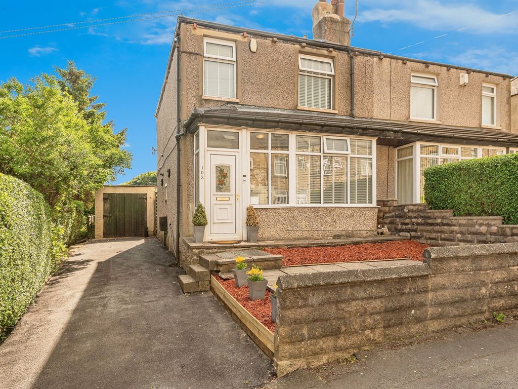 3 bed semidetached house for sale in Jer Lane, Bradford BD7, £180,000