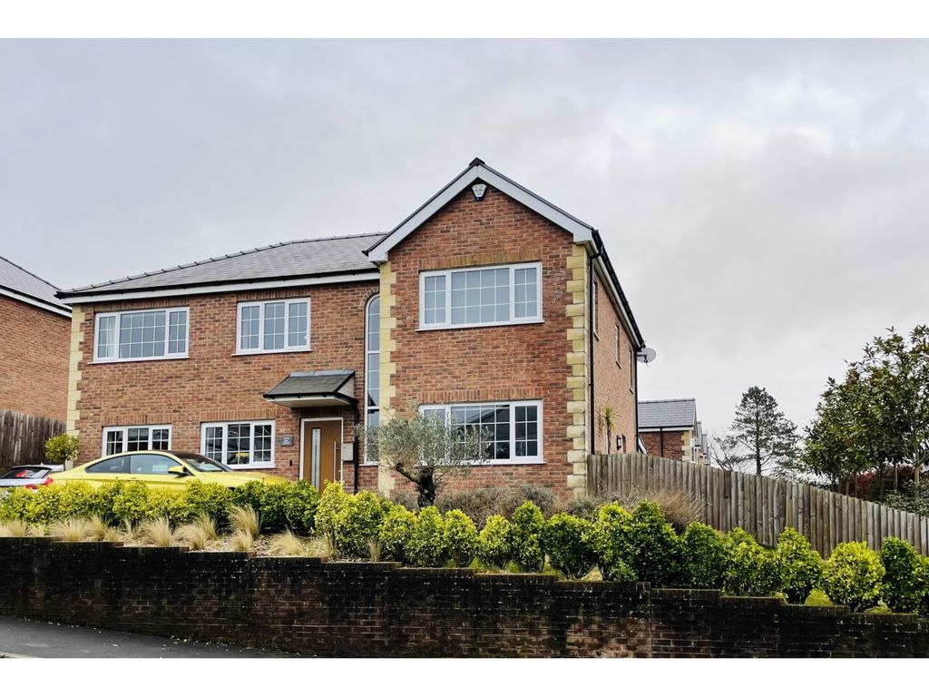 4 bed detached house for sale in Carlton Road, Clydach SA6 Zoopla