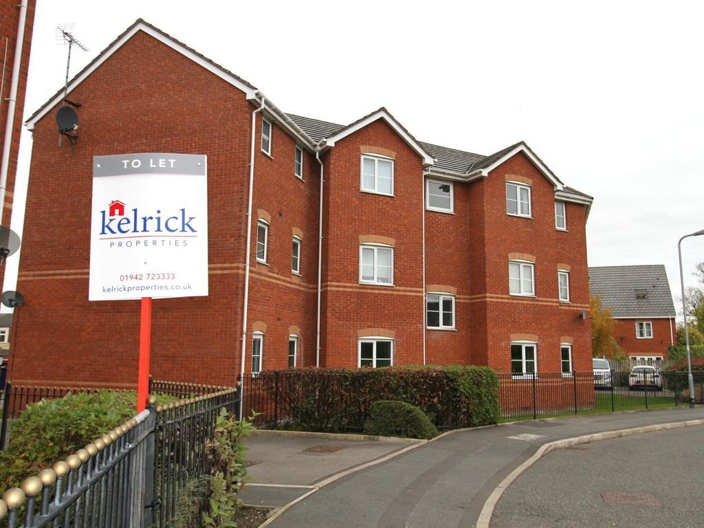 2 bed property to rent in Gardens, St. Helens WA9, £700 pcm Zoopla