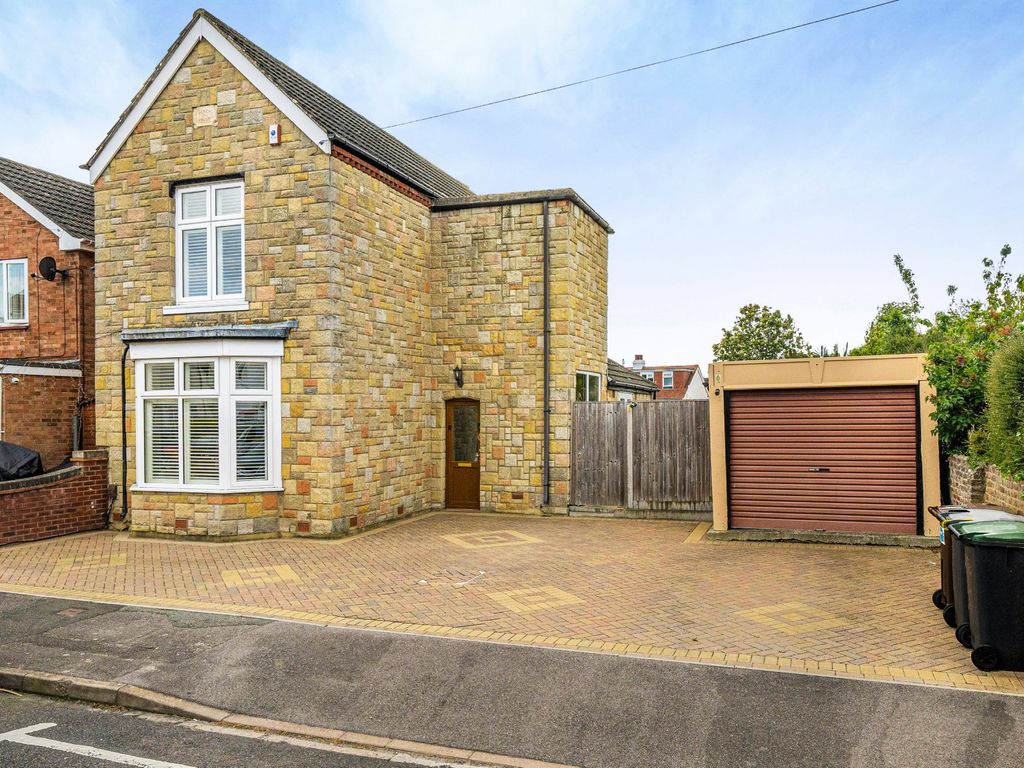 4 bed detached house for sale in Hartington Road, Gosport PO12 Zoopla