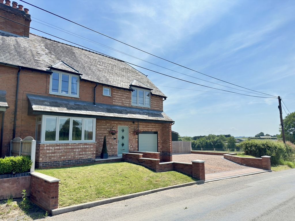 5 bed semidetached house for sale in Brookhouse Lane, Redditch, Callow