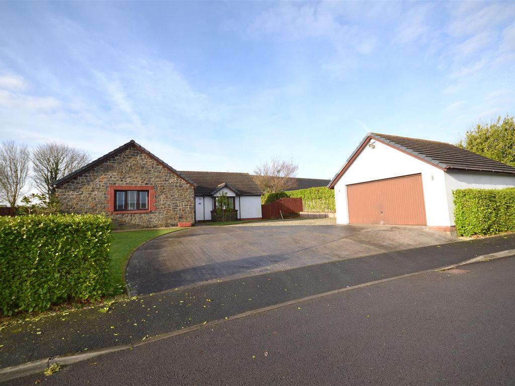 3 bed detached bungalow for sale in Maes Yr Ysgol, Templeton, Narberth SA67 Zoopla