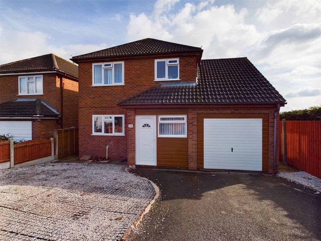 5 bed detached house for sale in Tunnel Hill, Worcester, Worcestershire