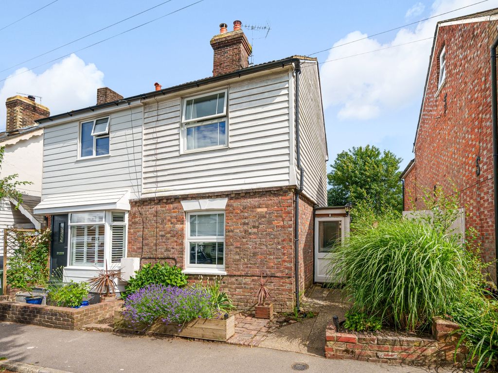 2 bed semidetached house for sale in Beresford Road, Goudhurst