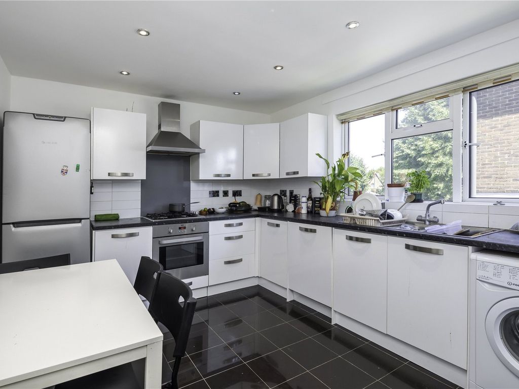3 bed flat to rent in Hungerford Road, Islington N7, £2,900 pcm Zoopla