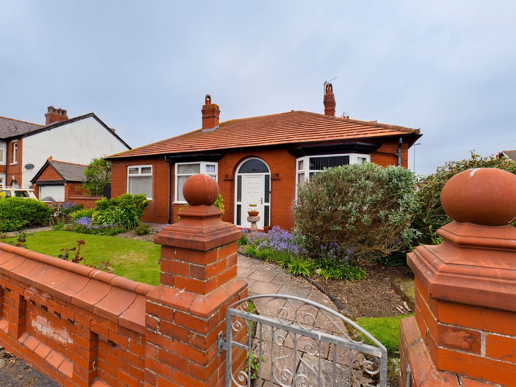 4 bed detached house for sale in Wolverton Avenue, Bispham FY2 Zoopla