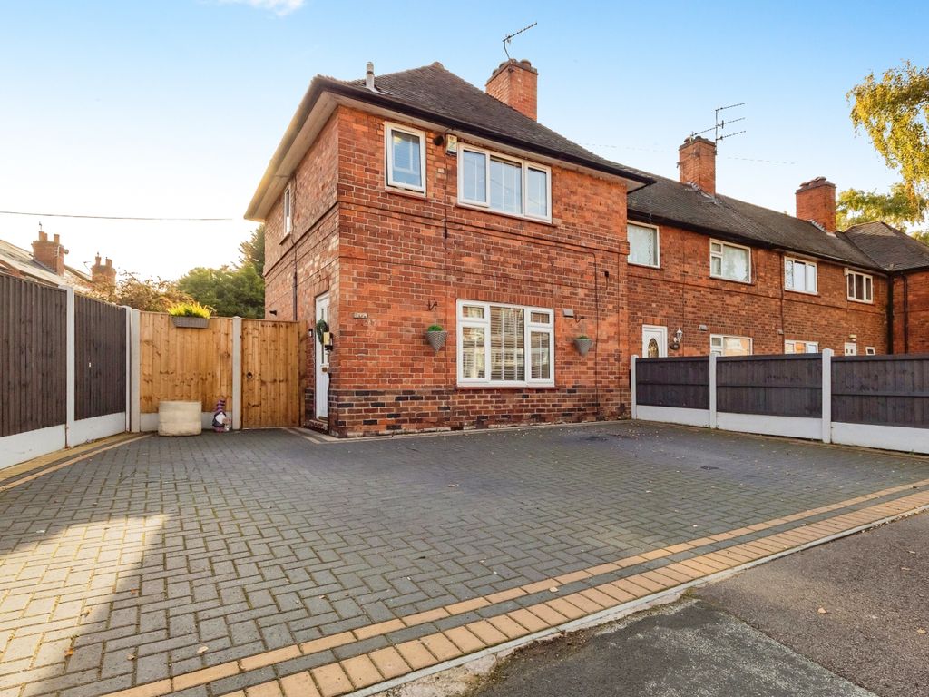3 bed end terrace house for sale in Berridge Road, Nottingham, Nottinghamshire NG7, £190,000