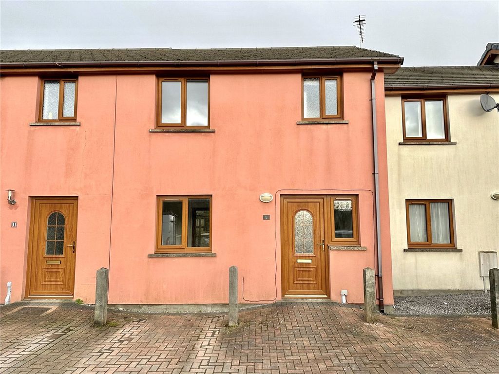 2 bed terraced house for sale in Victoria Close, Narberth SA67, £ ...