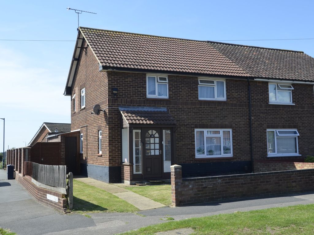 3 bed end terrace house for sale in Coronation Drive, Felixstowe IP11