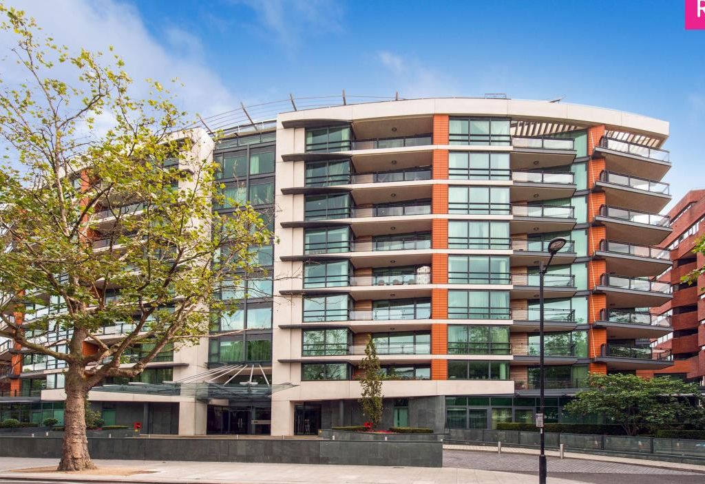 2 bed property for sale in St. Johns Wood Road, London NW8, £1,400,000
