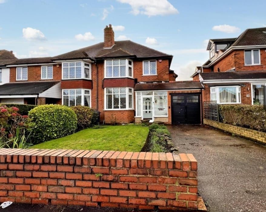 3 bed semidetached house to rent in Walsall Road, Great Barr