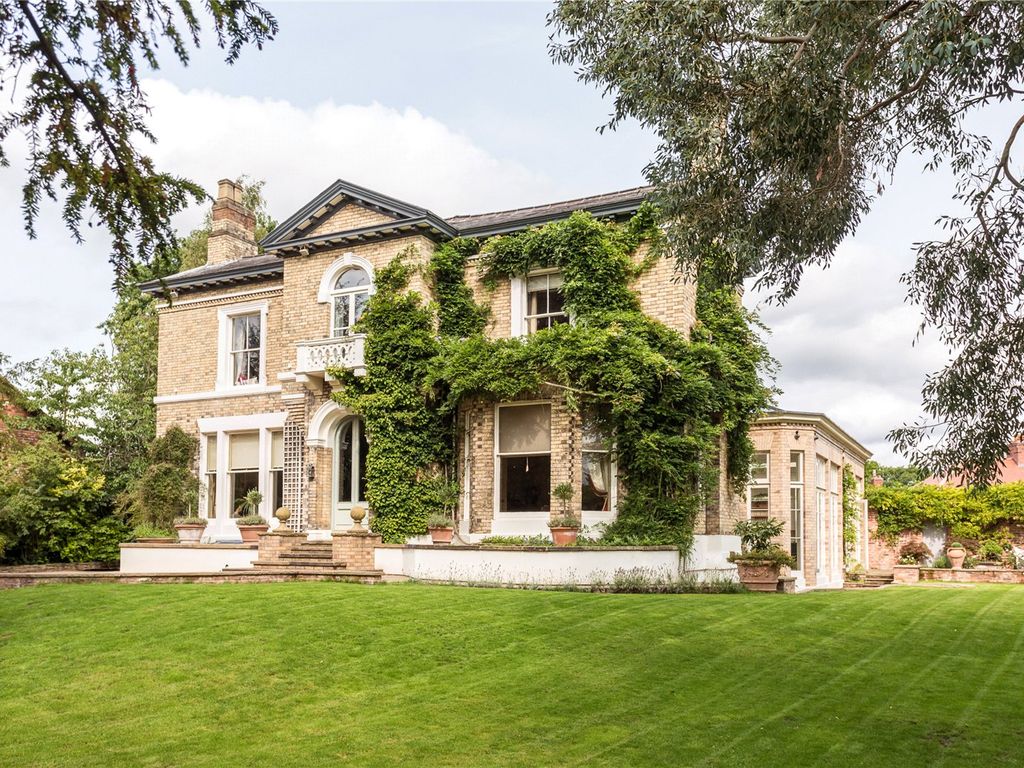 6 bed detached house for sale in Heyes Lane, Alderley Edge, Cheshire