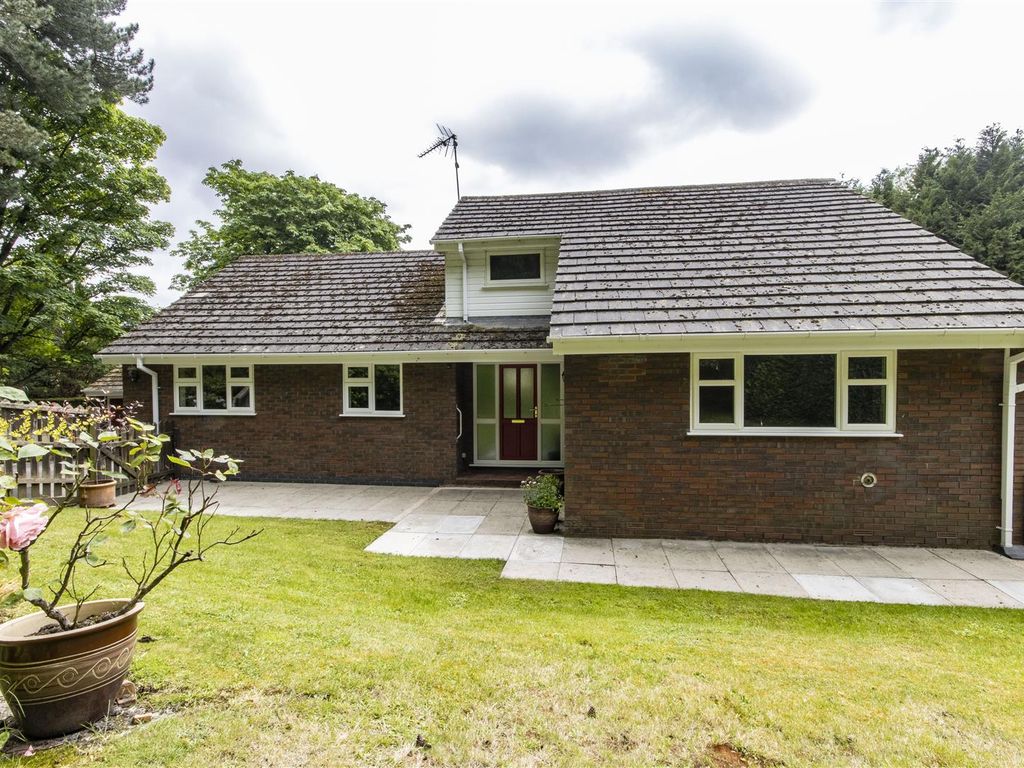4 bed detached house for sale in Old Road, Brampton, Chesterfield S40, £479,950 Zoopla