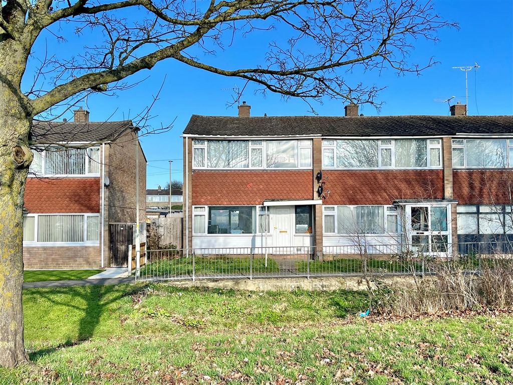 3 bed end terrace house for sale in Elderwood Way, Tuffley, Gloucester