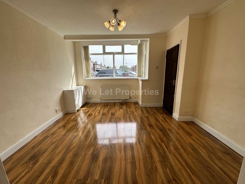 3 bed property to rent in Manton Avenue, Moston M9, £1,100 pcm Zoopla