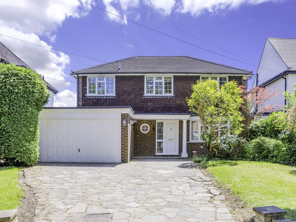 4 bed detached house to rent in High View, Cheam, Sutton SM2 Zoopla