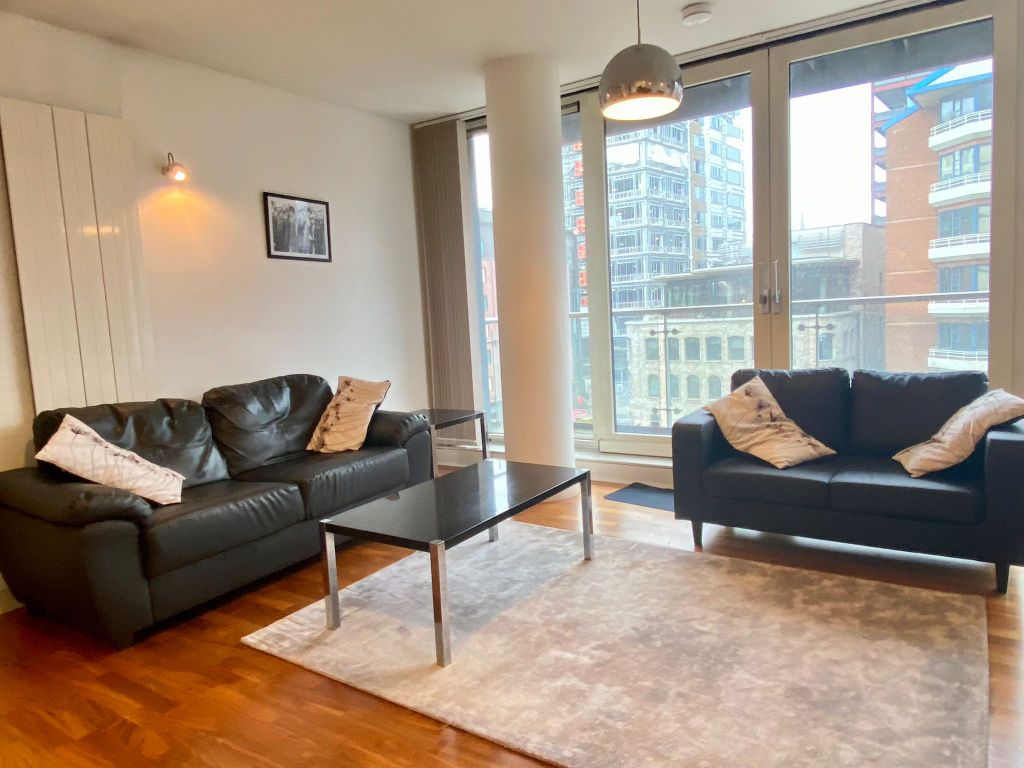 2 bed flat to rent in Leftbank, Spinningfields, Manchester M3, £1,600