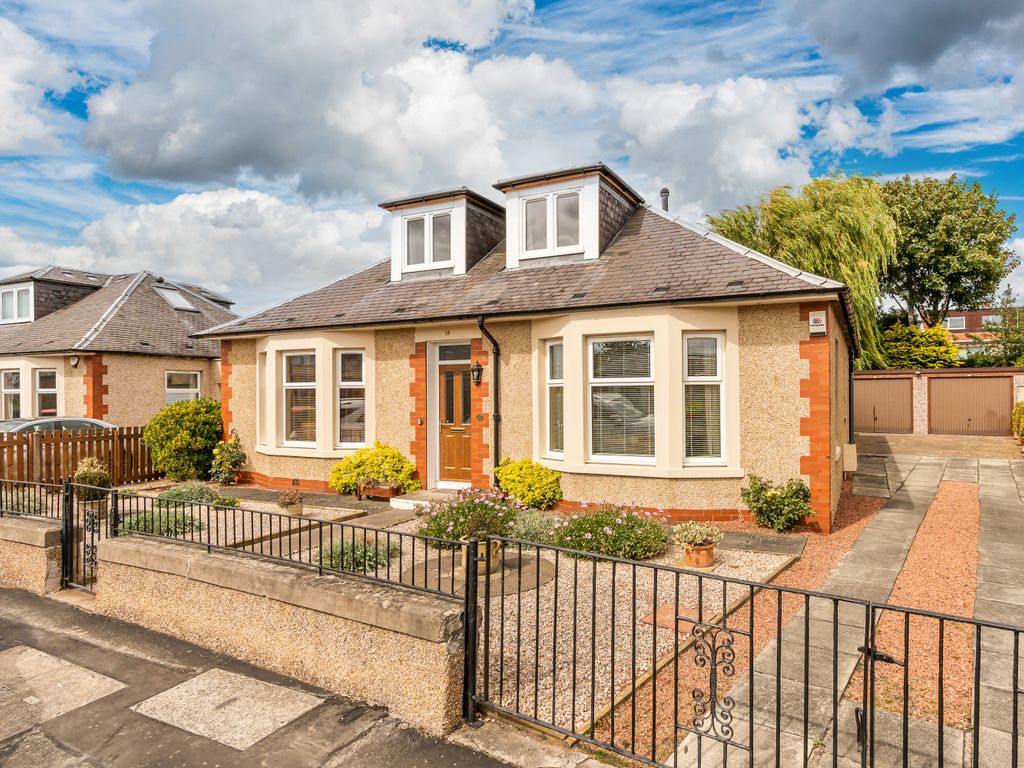 4 bed detached bungalow for sale in 18 Craigs Crescent, Edinburgh EH12 Zoopla