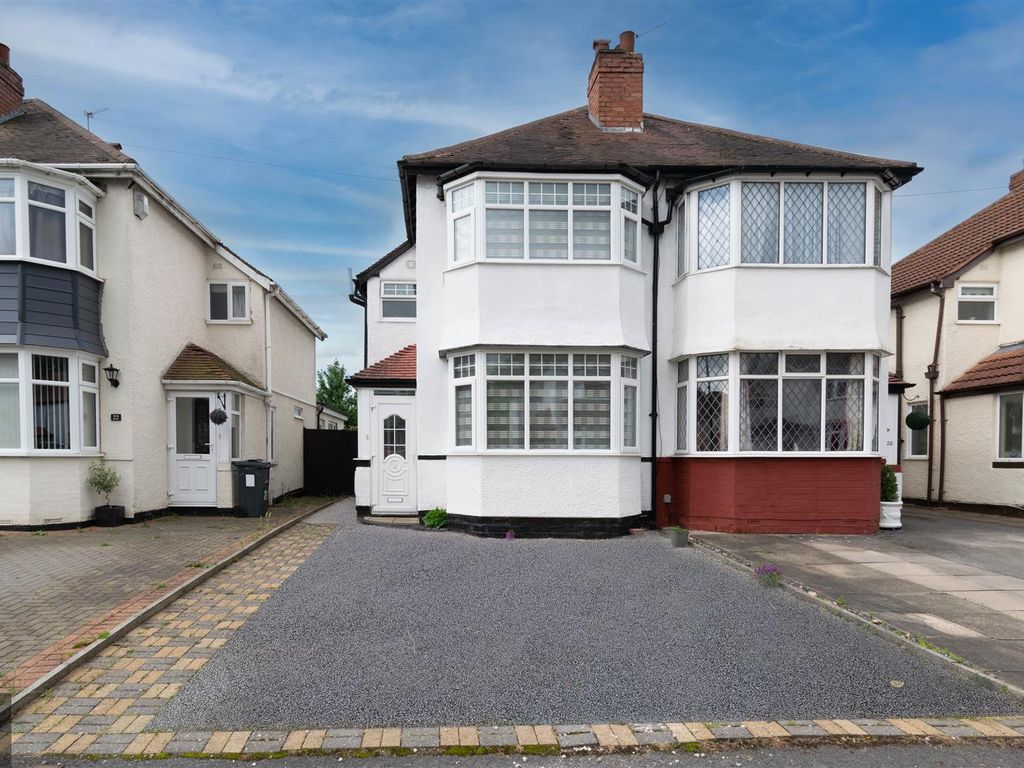 3 bed semidetached house for sale in Barton Croft, Hall Green