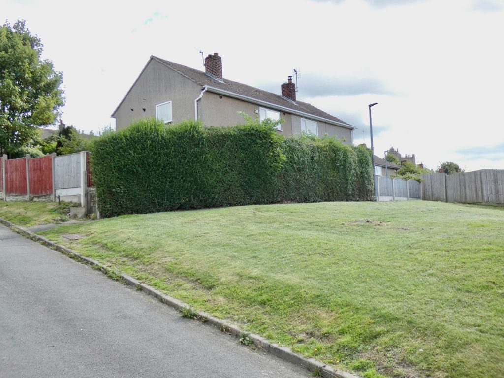 3 bed semidetached house for sale in Hyndley Road, Bolsover