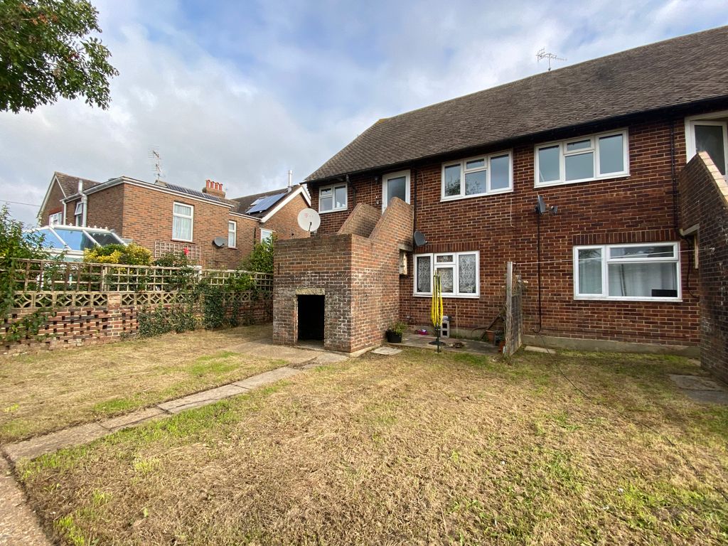 2 bed flat to rent in Hawkswood Road, Hailsham BN27 Zoopla