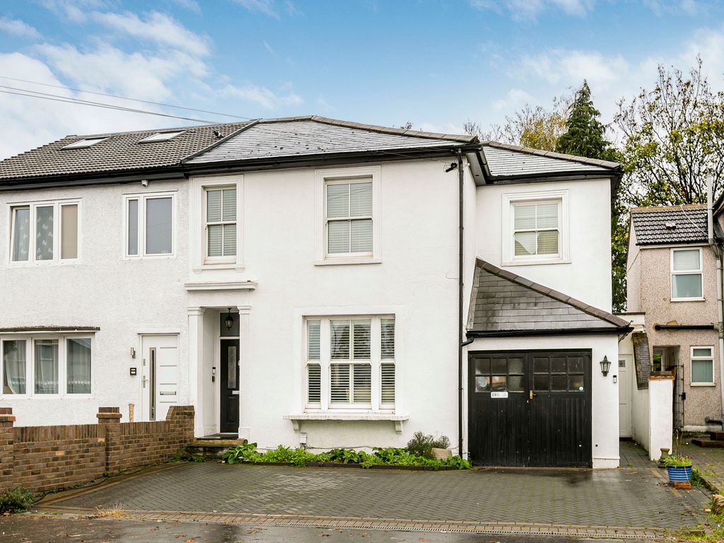4 bed semidetached house for sale in Selsdon Road, South Croydon