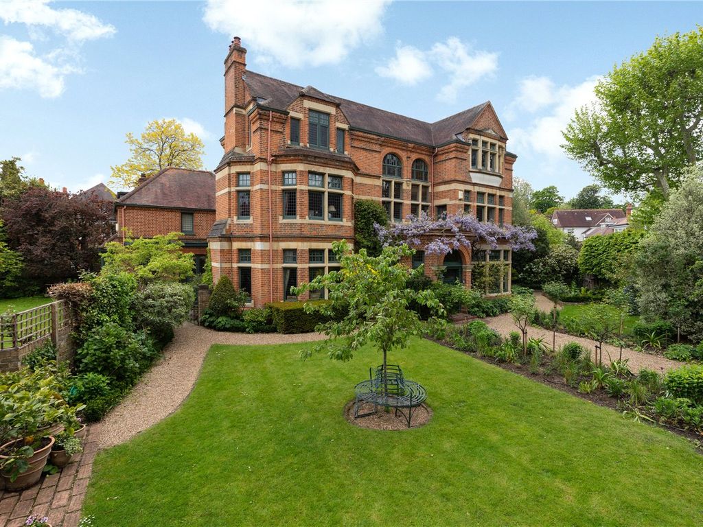 Woodborough Road, Putney, London SW15  