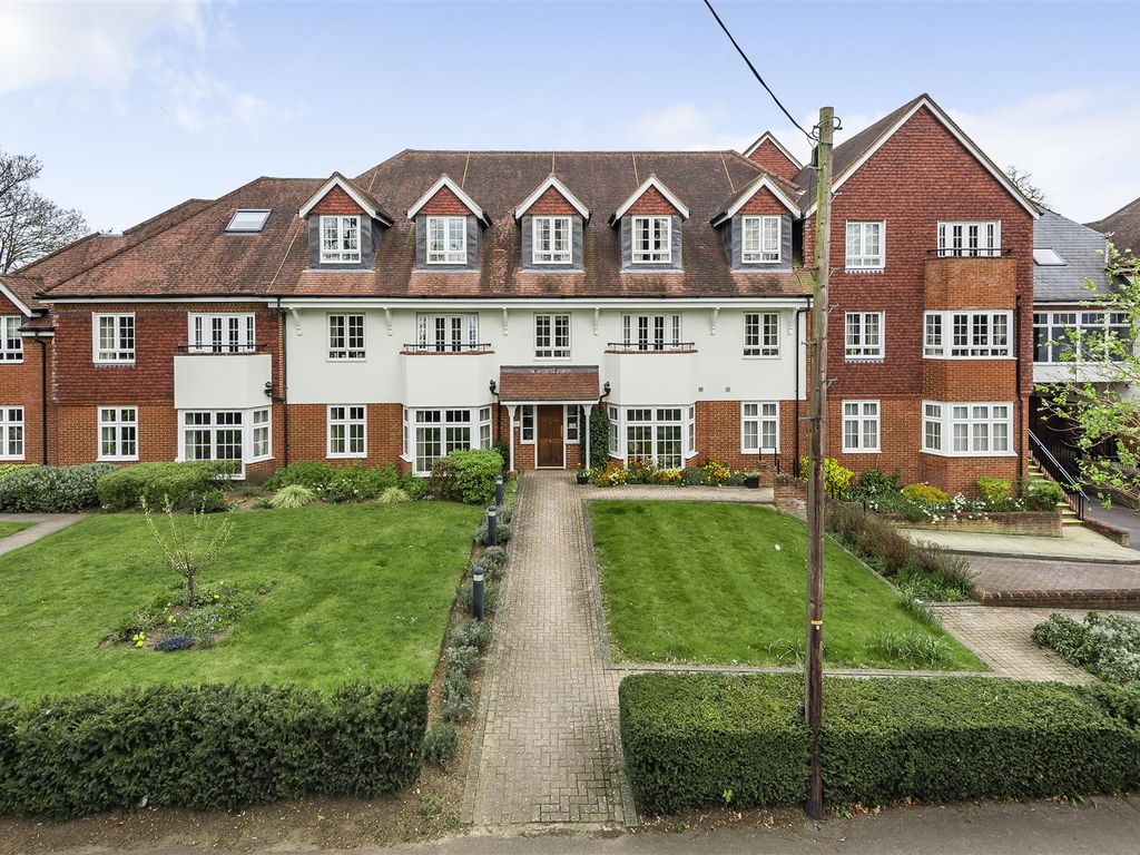 Harding Place, Wokingham, Berkshire RG40  